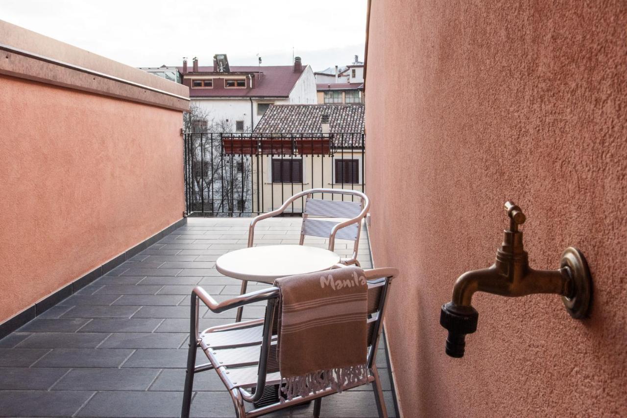 Апартаменты A Casa Di Rocco Кастель-ди-Сангро Экстерьер фото