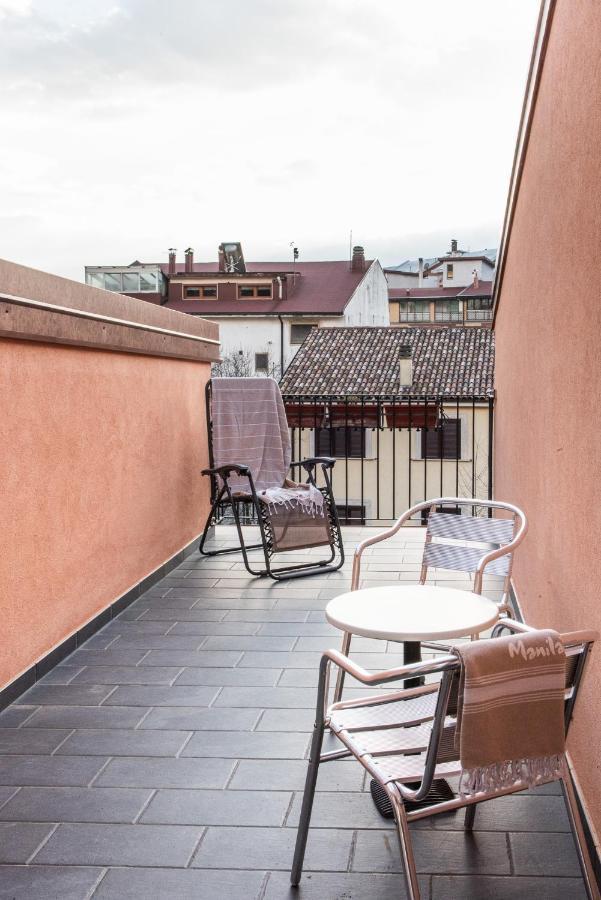 Апартаменты A Casa Di Rocco Кастель-ди-Сангро Экстерьер фото